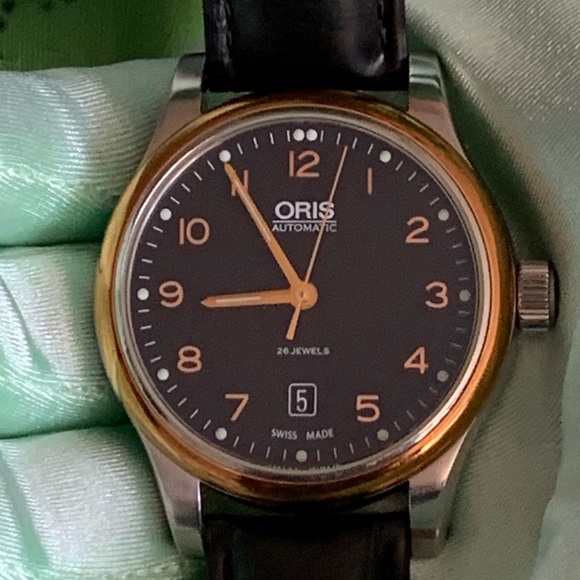 Oris 42mm Automatic Watch - Picture 2 of 9
